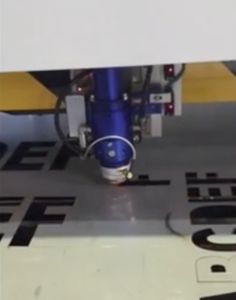 Laser cutting machine fo metal